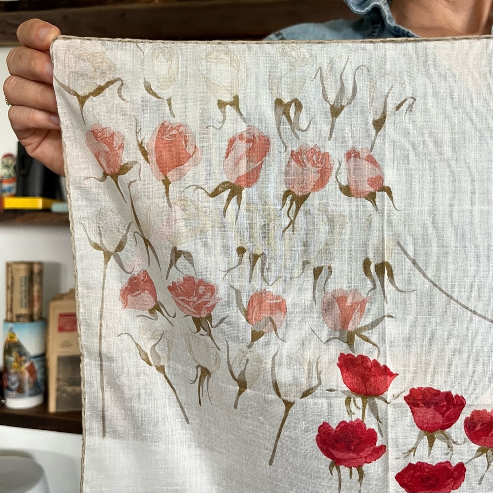 VTG Nina Ricci Rose Scarf - Picture 3 of 3